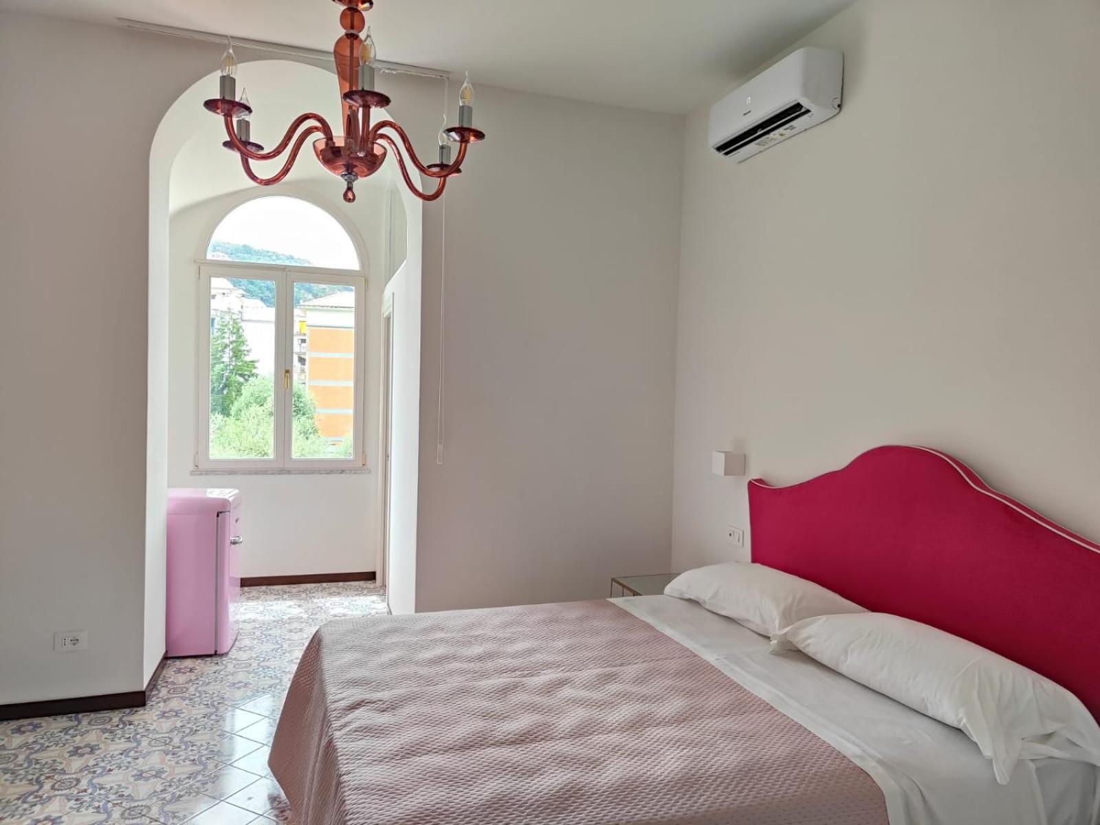 Casa Enzina Hotel Sorrento Bagian luar foto