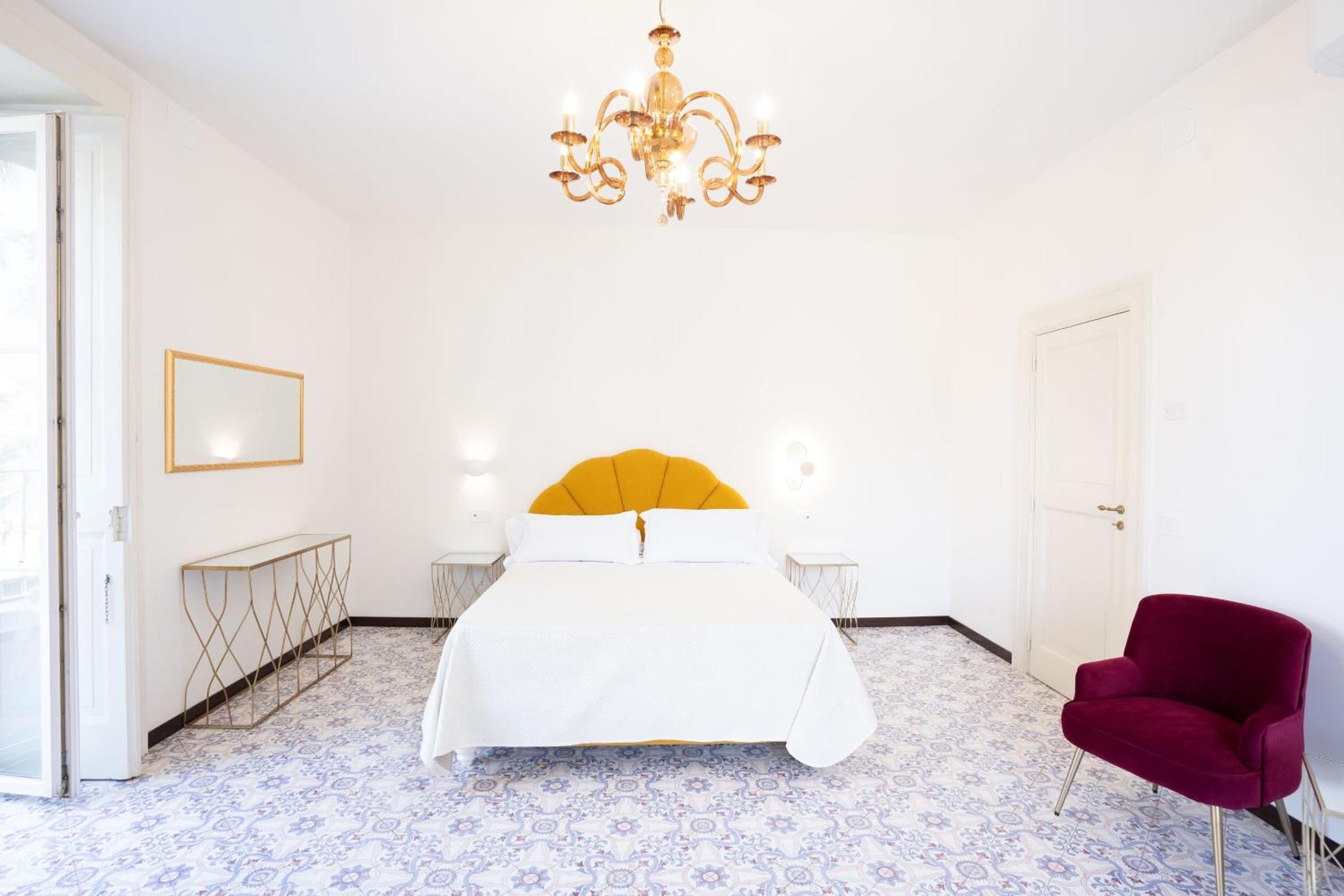 Casa Enzina Hotel Sorrento Bagian luar foto