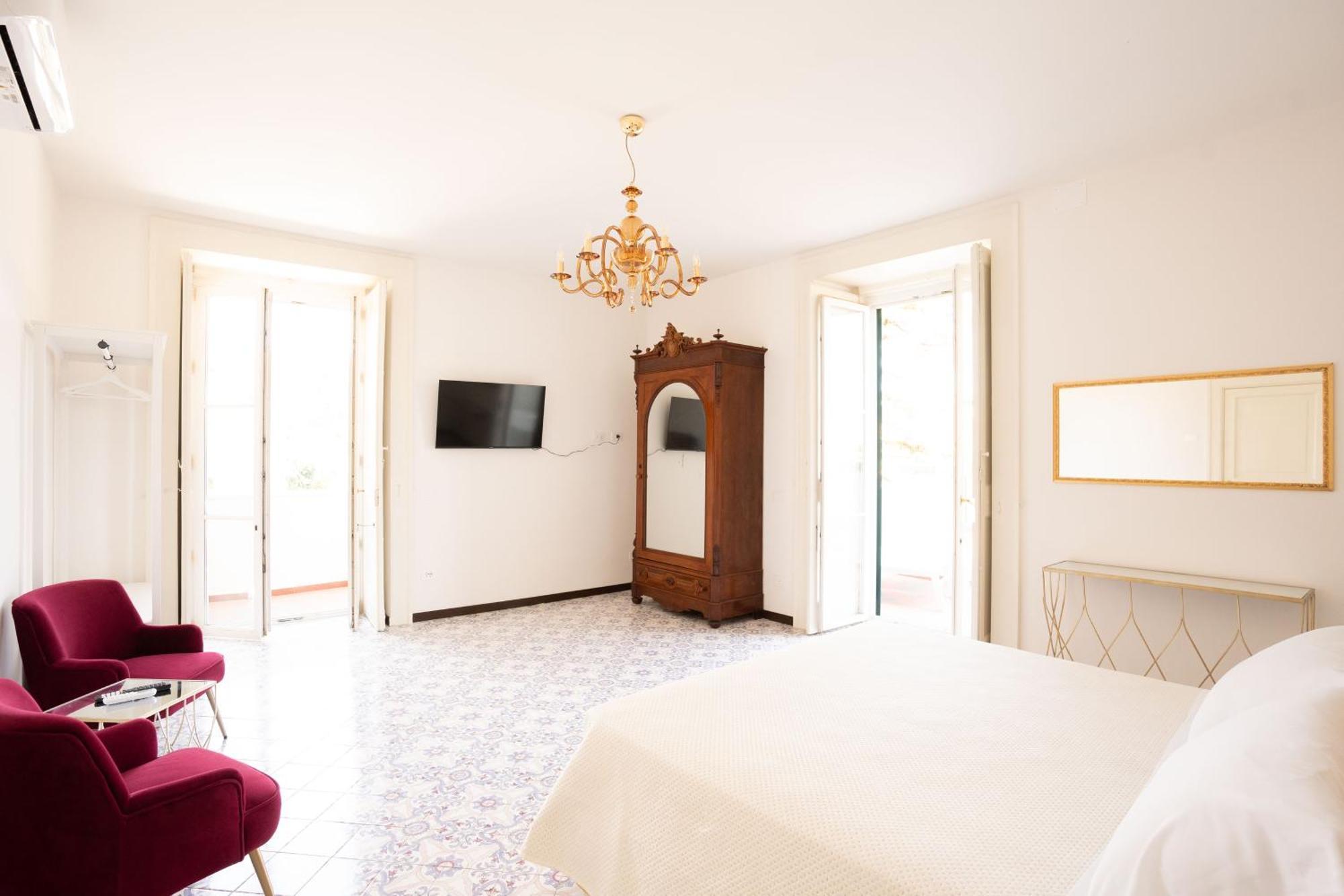 Casa Enzina Hotel Sorrento Bagian luar foto