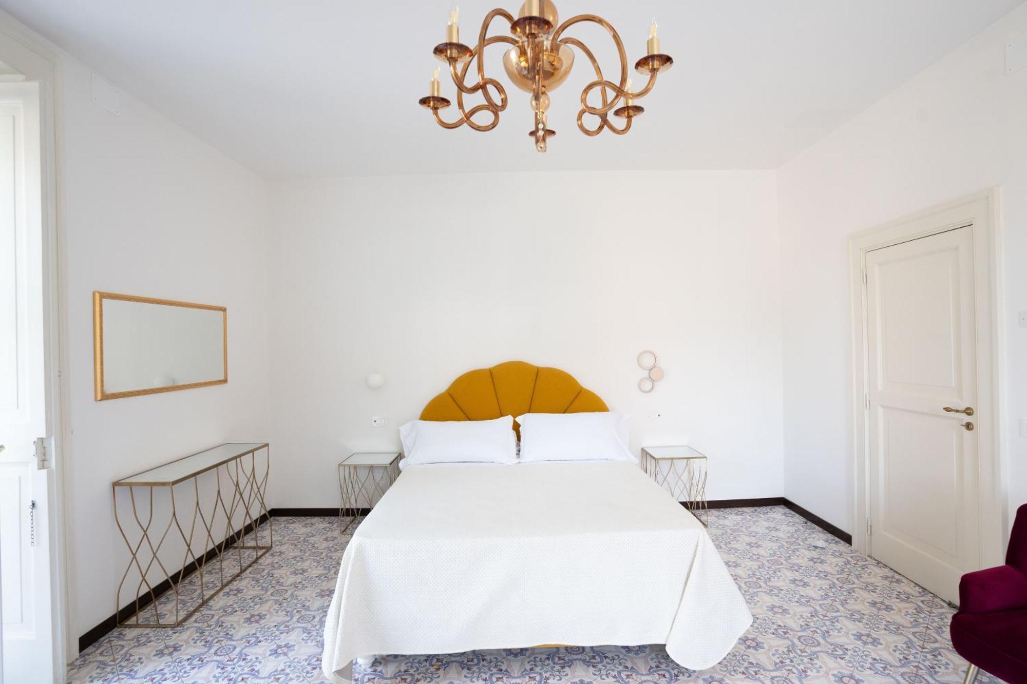 Casa Enzina Hotel Sorrento Bagian luar foto